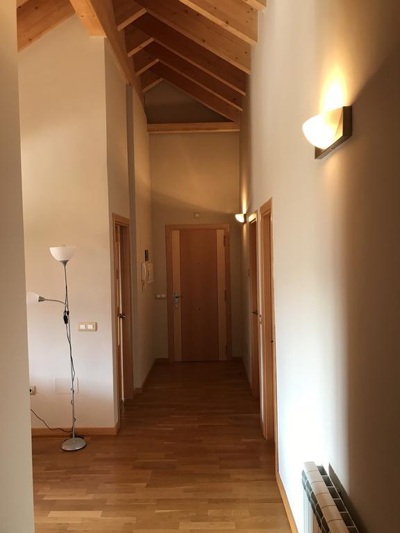 Atico Balcon De Jaca II Apartment Exterior foto